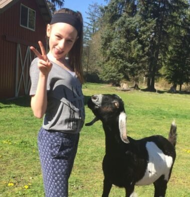 Aliya and Rose, Her Sister from Another Mister • Barn Stars Animal Rescue